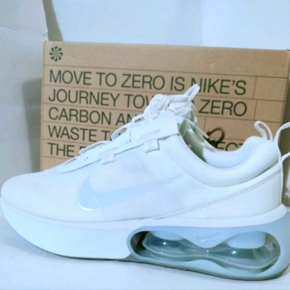 Nike Other - Nike Air Max 2021 Streetwear,Lifestyle, Athletic Shoes Sise 6.5 Youth/ women 8.